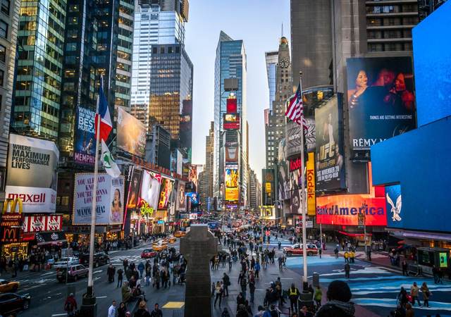 Outdoor display screens in Times Square