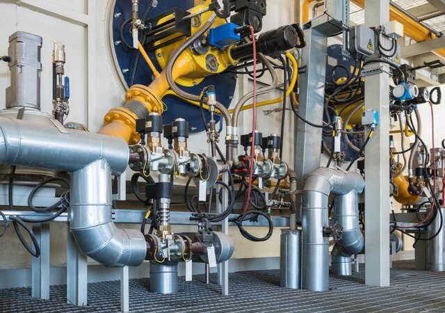 Pressurized boiler equipment