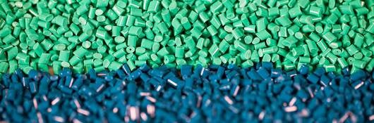 Chemically recycled plastics